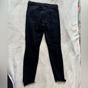 Mother Skinny Black raw hem Sz 29